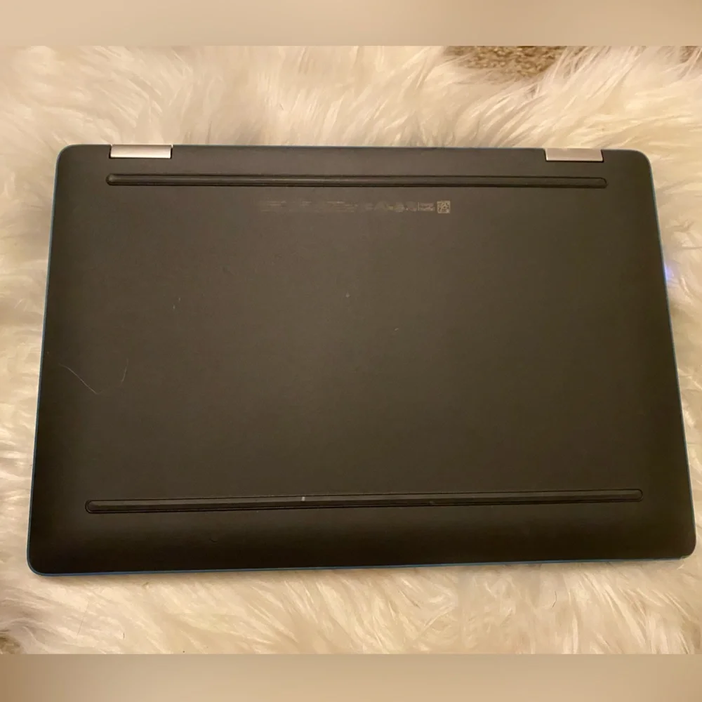 HP Chromebook X360 touchscreen Laptop